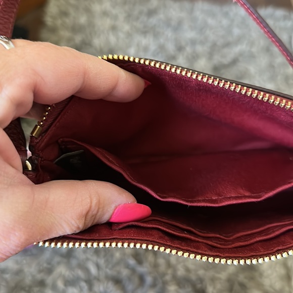 Adorable Coach handbag - Picture 4 of 9